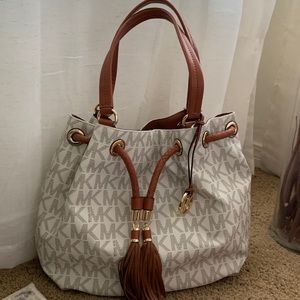 Michael Kors Tote
